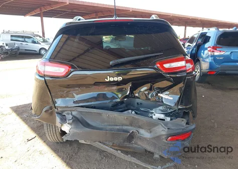 2015 Jeep Cherokee Latitude z USA, uszkodzony, nr VIN 1C4PJMCS1FW559577